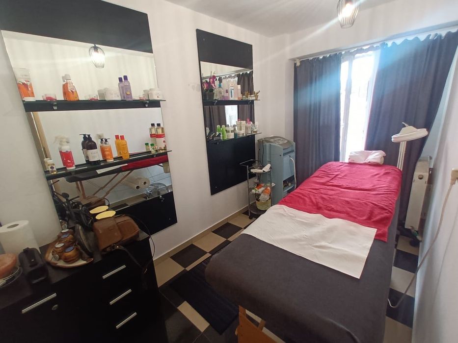 Cabinet cosmetica sau masaj