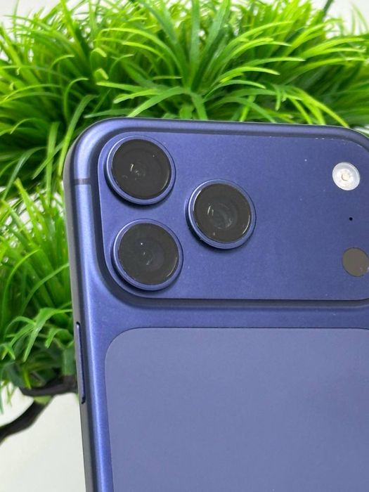 iphone 17 pro max | e-Sim |256 gb / akb 98% | цп 242 |