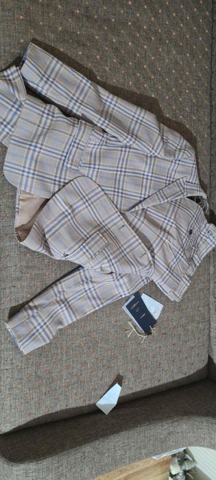 Продам подростковый  костюм одевали 1 раз