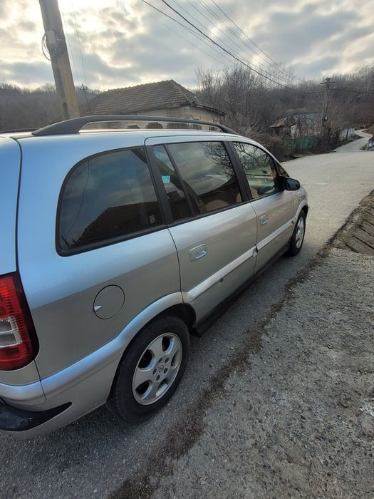 Opel zafira benzina si CNG