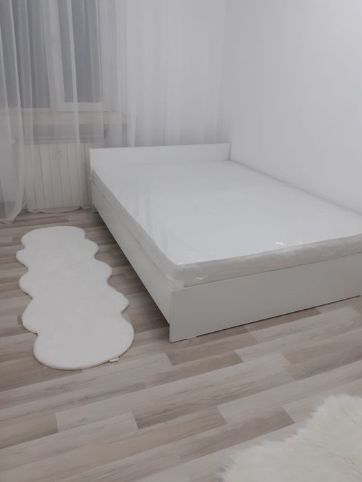 Inchiriez apartament 3 camere decomandat in centru