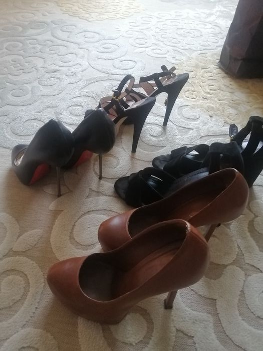 Обувь женская, в ассортименте