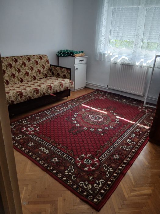 Inchiriez ap 4 camere Gura Campului, Baznei