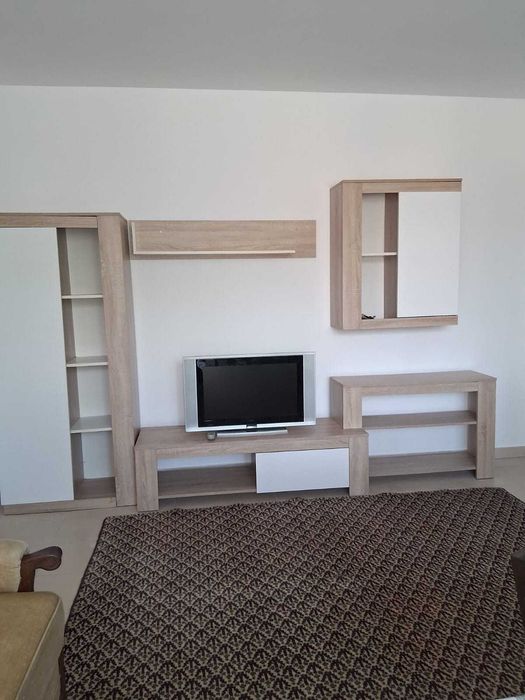 Apartament cu 2 camere de închiriat