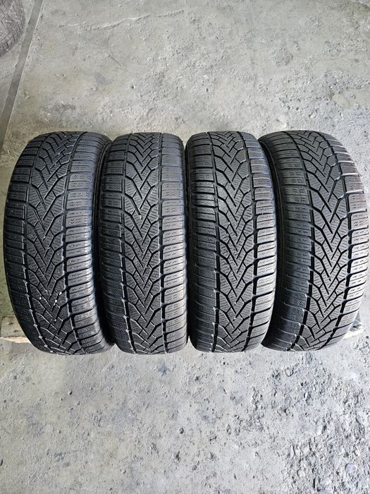 4 anvelope iarna 185 60 15 Semperit