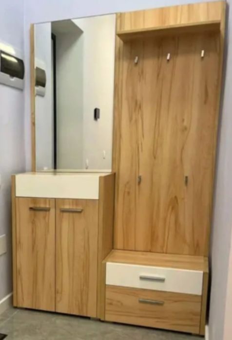 Продам вешалку для прихожей или бани