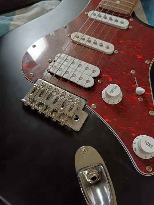 Электрогитара Cort g110 (оригинал) +комбик cort