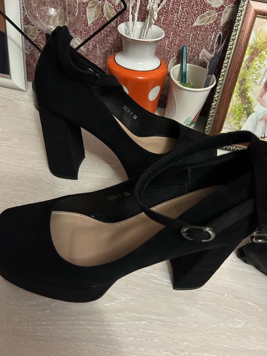 Новые туфли замша