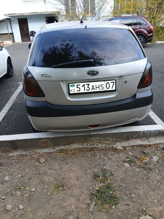 Продам машину Киа