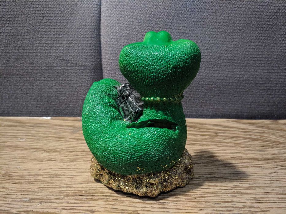 Продам копилку сувенир Змея (год змеи)