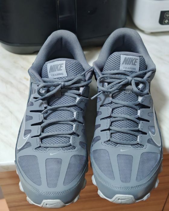 Маратонки Nike Reax