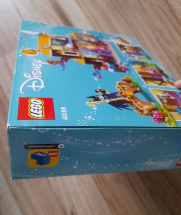 joc LEGO Disney Princess  Casuta din padure a Aurorei 43188 jucarie