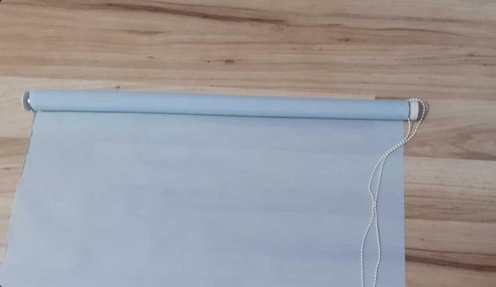 Rulouri geam noi,in stare buna