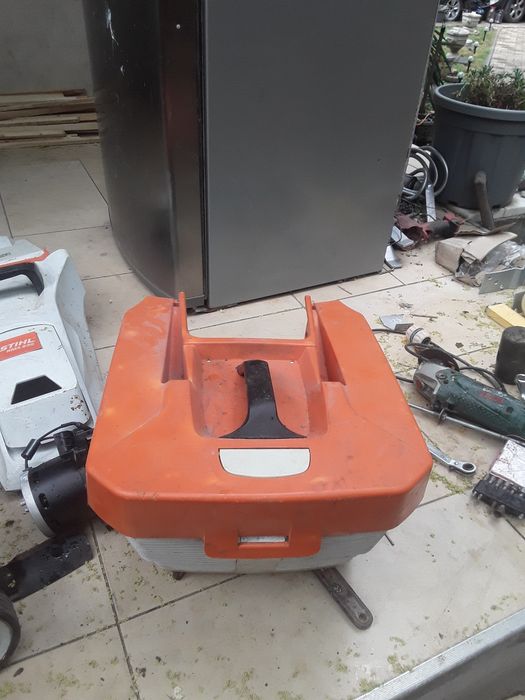 Stihl RMA 339 Cfuncțional perfect și RMA 235 ptr.piese schimb,coș etc