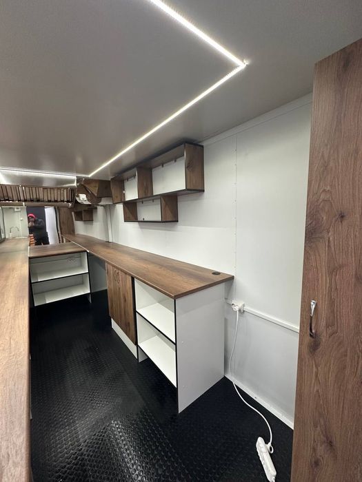 Каравана за Бързо Хранене Търговска