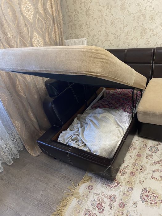 Диван угловой