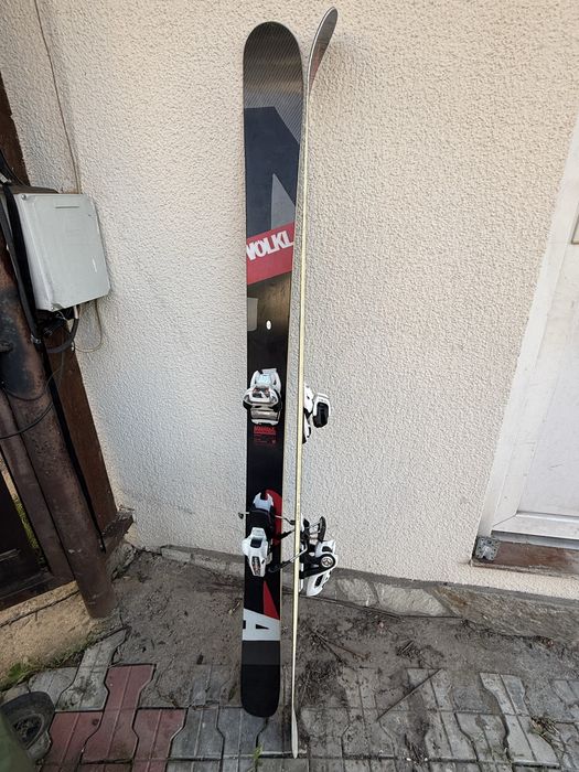 Schiuri Volkl Mantra