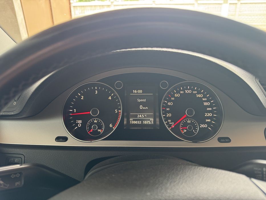 Volkswagen Passat 2009 diesel, 3.773 € — imagine 3