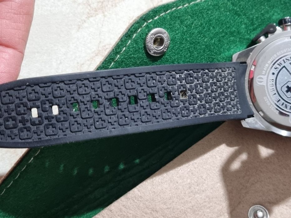 Vând ceas Swiss Military Hanowa