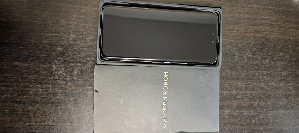 Vând Honor magic 6 pro