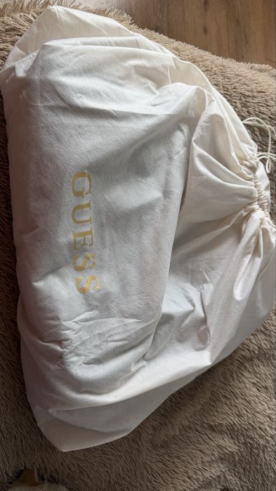 Сумка       Guess
