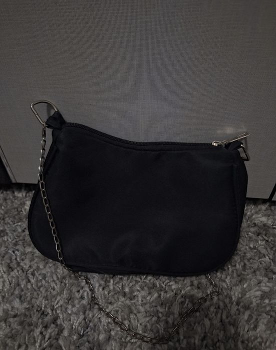 Geantă neagră damă