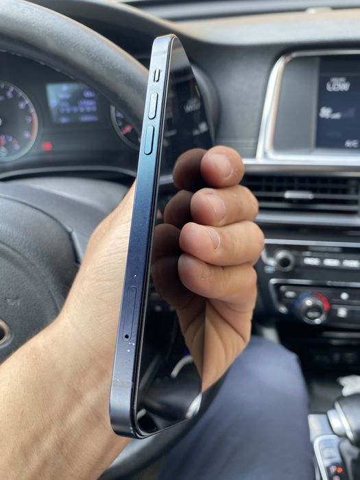 Айфон Iphone 12 темно-синий