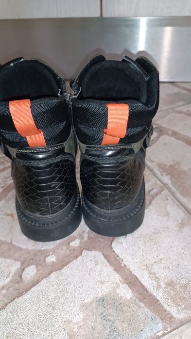 зимни топли и много удобни обувки