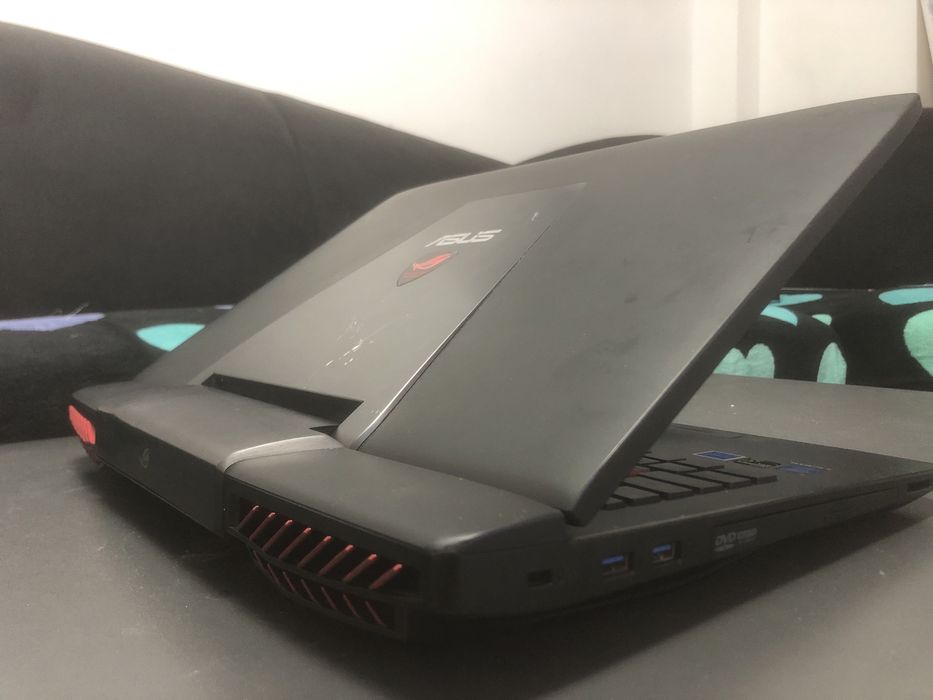 Laptop Asus ROG g751jy