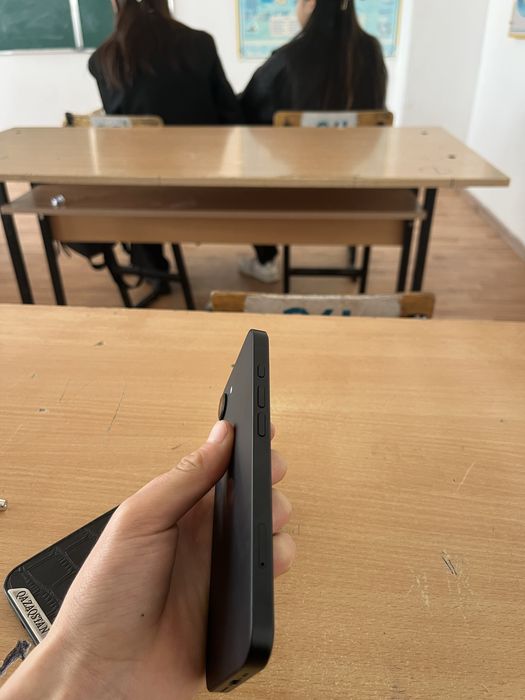 Айфон 16е 128гб 97%