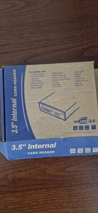 Card reader intern pentru PC.