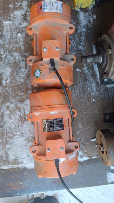 Вибратор площадочные 0.75кв 380в