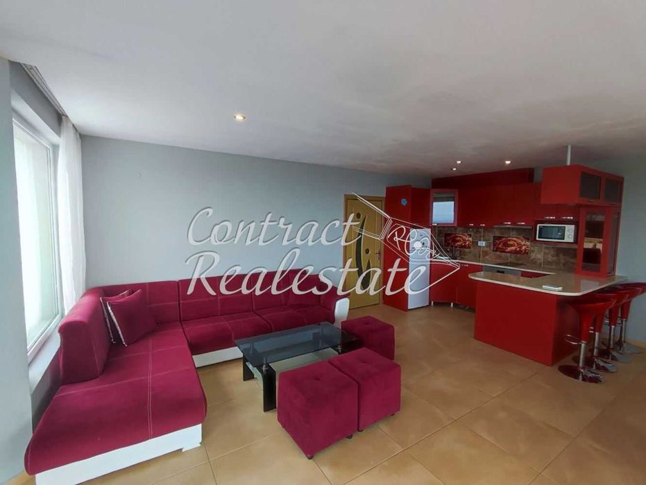 Дава се под наем Тристаен апартамент в Варна, Бриз - 120 кв.м за 484.5 € - Снимка #1