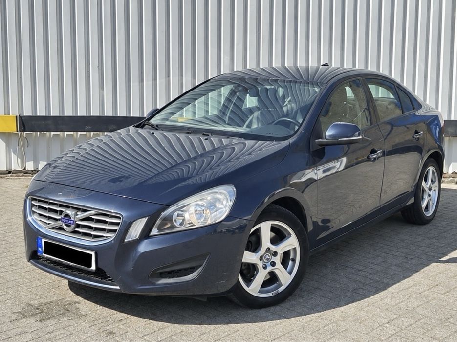 VOLVO S60 2010 — imagine 4