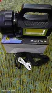 Фонарь аккумуляторный ручной, мощный прожектор, UPS для зарядки соток