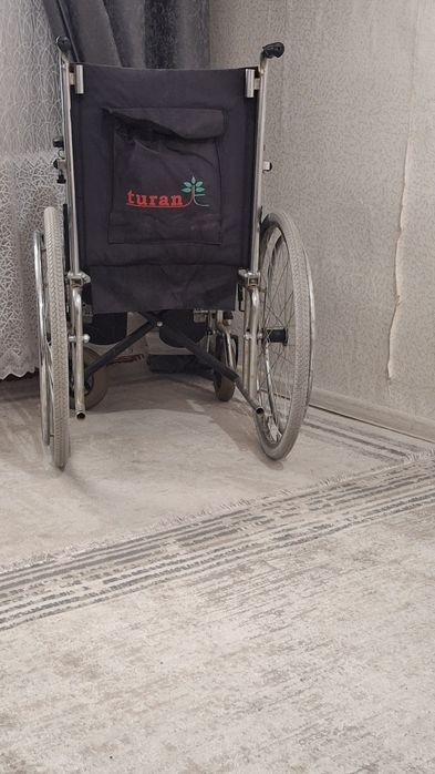 Инвалидная коляска