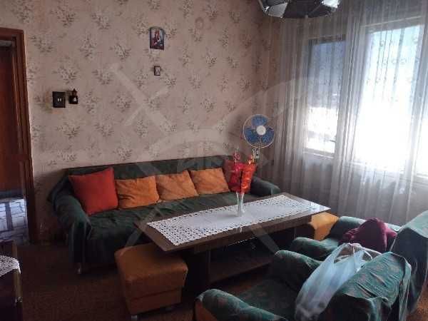 Продава се Четиристаен апартамент в Асеновград - 100 кв.м за 870 €/кв.м - Снимка #1