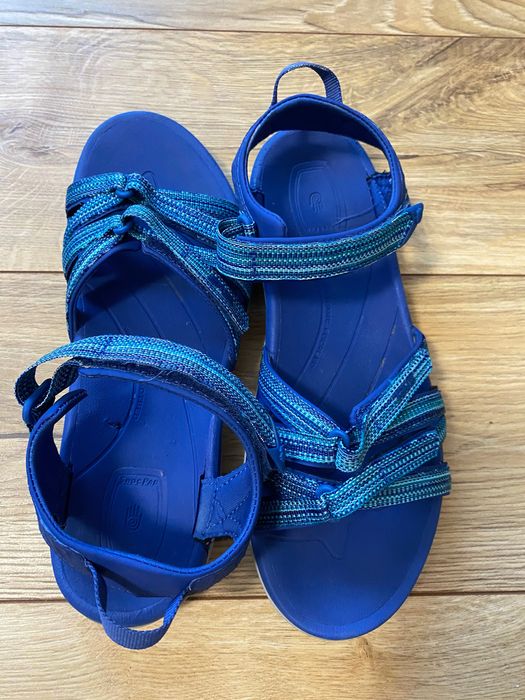 TEVA-sandale , in stare foarte buna , pt dame , marimea 42