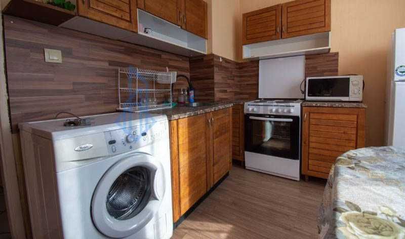 Едностаен апартамент под наем в кв. Света Троица