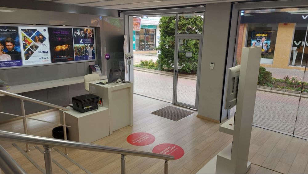 Дава се под наем Магазин в Казанлък - 75 кв.м за 1275 € - Снимка #2