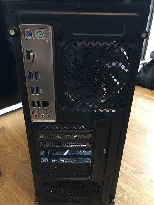 Компютър 1050ti i3-8300k 16ram