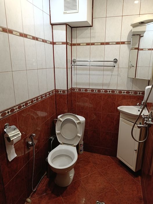 Дава се под наем Тристаен апартамент в Габрово, Център - 62 кв.м за 248.88 € - Снимка #5