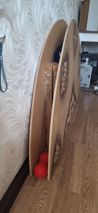 Казахский круглый стол