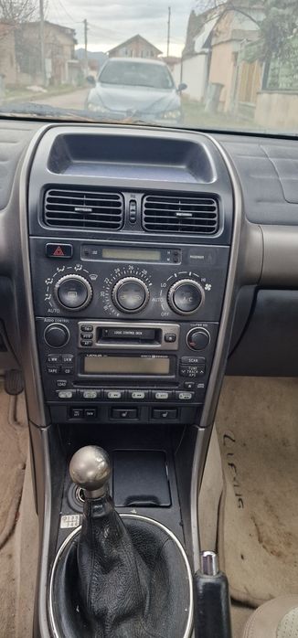 Lexus IS200 на части
