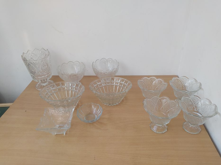 Ваза конфетницы и вазочки.