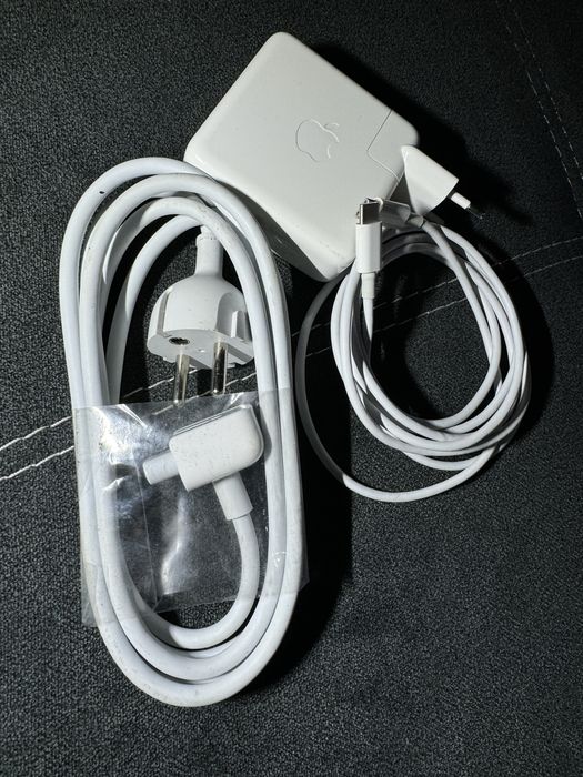 Apple USB C Power Adapter 61 W  incarcator original MacBook iPad