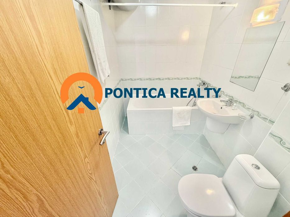 Апартамент с три спални в Ахелой