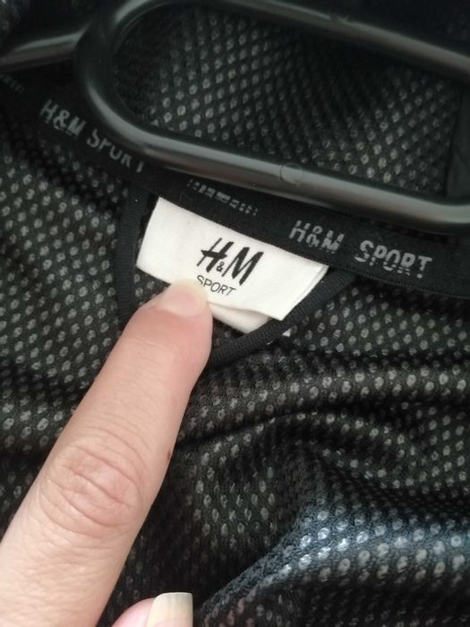 Jacheta barbati H and M H&M antiploaie antivant masura M geaca sport