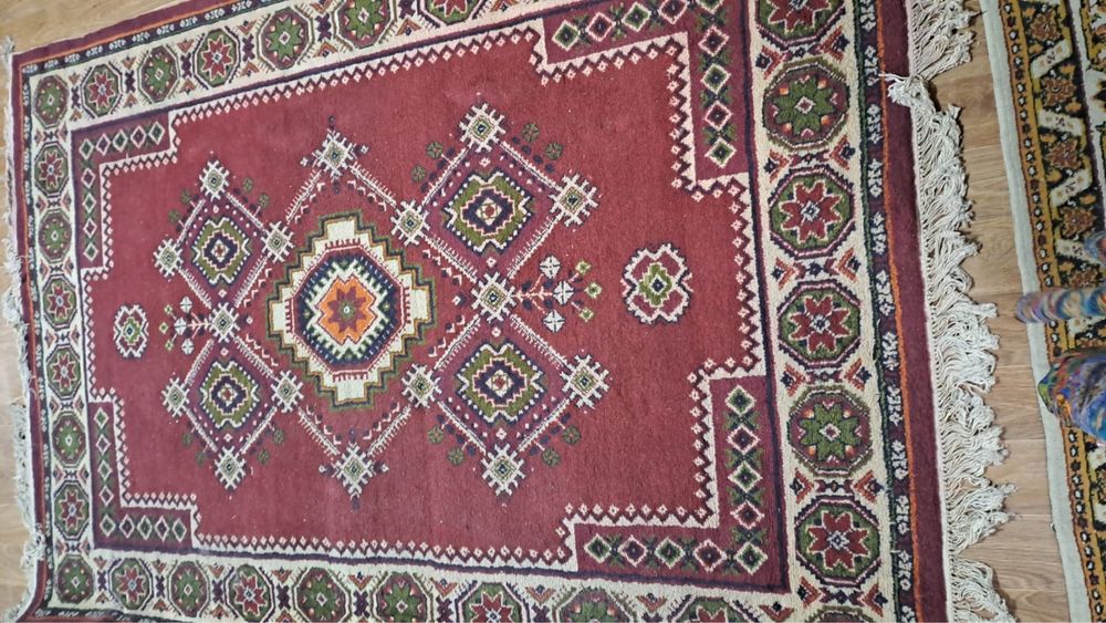 Продам 3 ковра в отличном состоянии