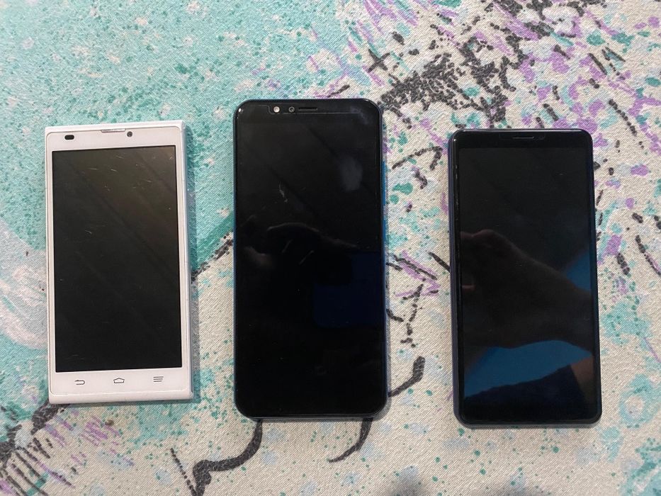Vând Lot de telefoane